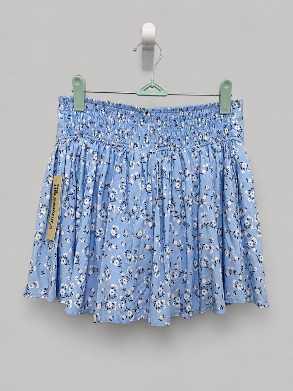 No Boundaries Cornflower Blue Floral Skort NWT - Women's XS